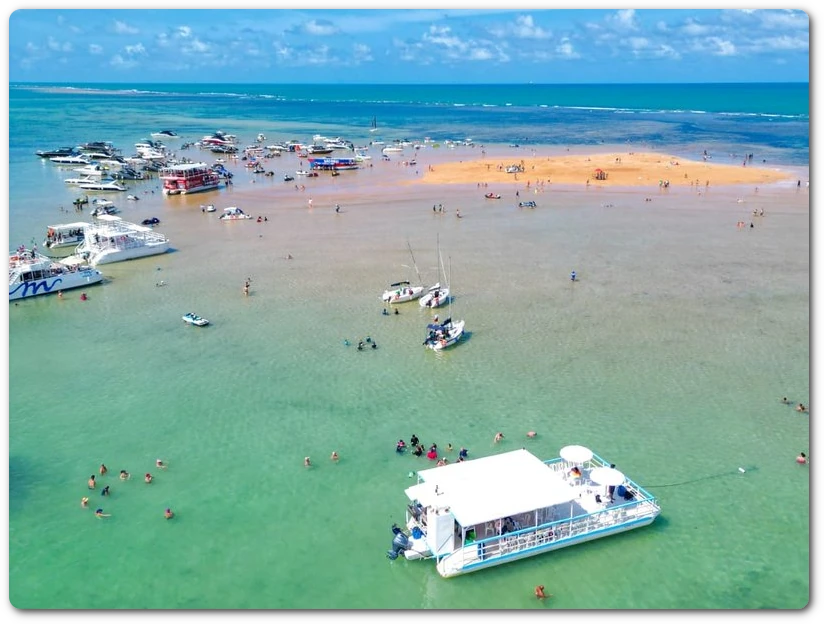 Vista aérea da Ilha de Areia Vermelha
